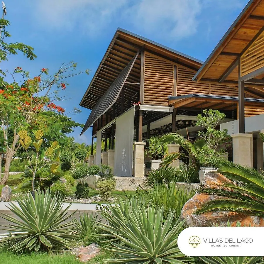 Hotel Villas Del Lago Resort